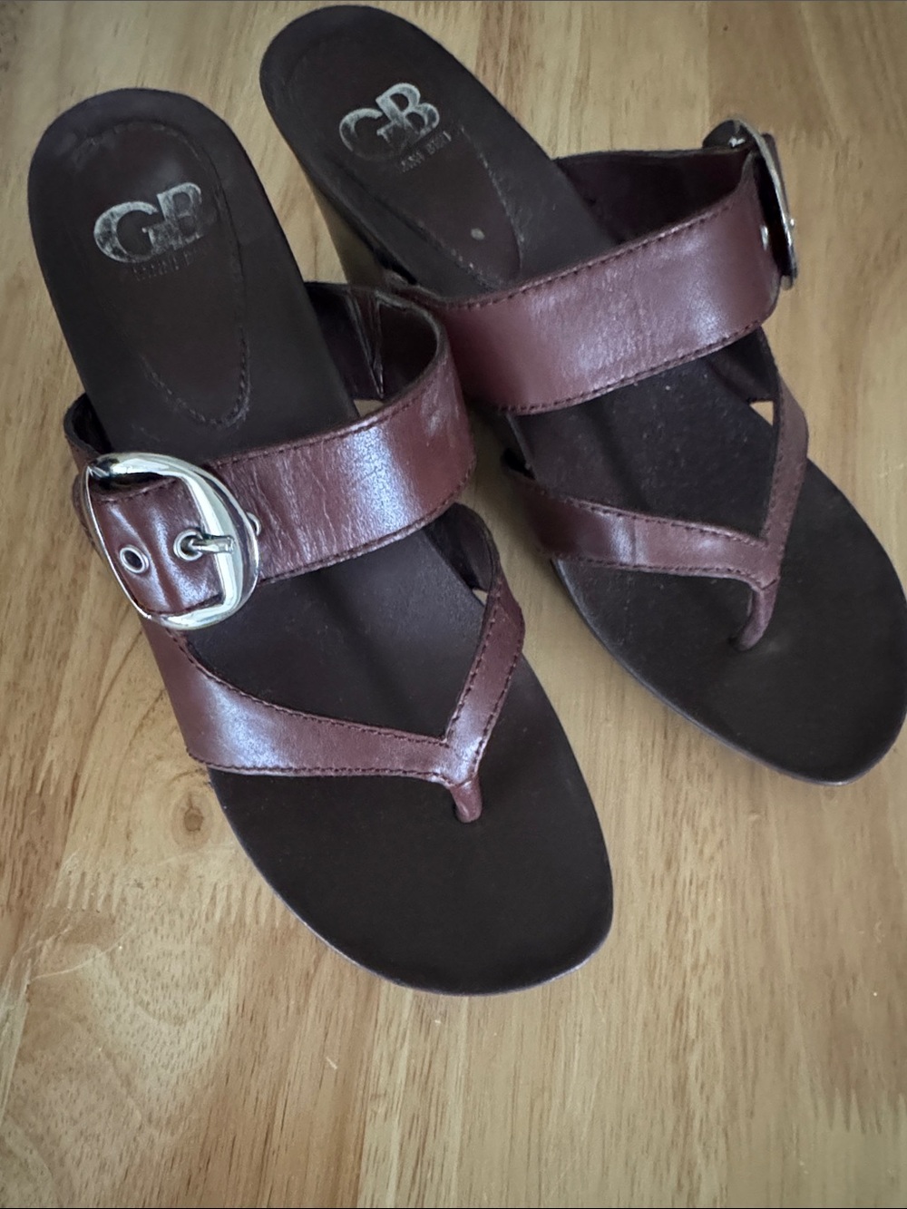 Gianni Bini Brown Leather Buckle Toe-Post Heeled Sandals
